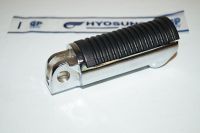 FOOTREST ASS'Y. FRONT RH GV650 ST700