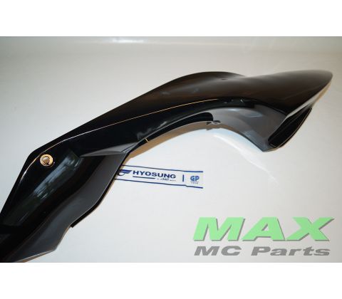 COV,SIDE RH GT125 GT250 GT650 BLACK